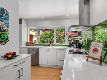 Native Birdsong on Ngahere Drive