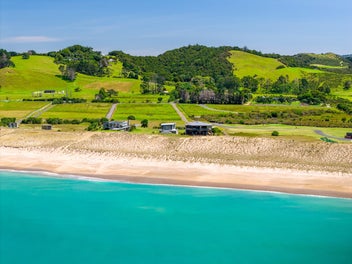 Absolute Beachfront Masterpiece