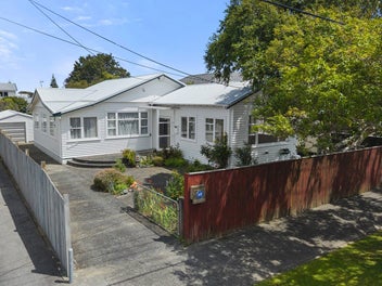 Spacious Family Home in Hutt Central Awaits You