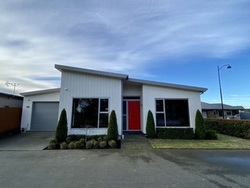 Image 1 of 20