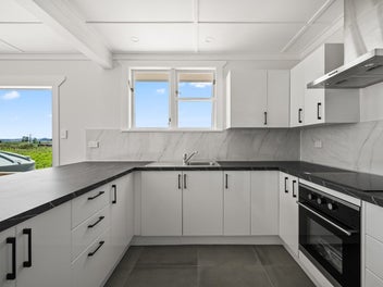 Move-In Ready 2-Bedroom Gem with Sleepout & Deck!