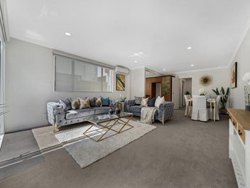 Family living near Botany Town Centre