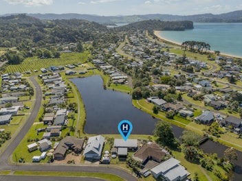 Modern Comfort with Lake Outlook