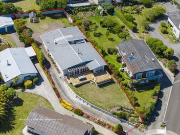 Lakeside living at its finest – Two Mile Bay