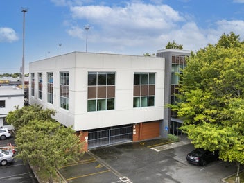 Image 1 of 14
