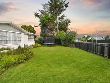 A Well-Cared-For Home with Smart Extras