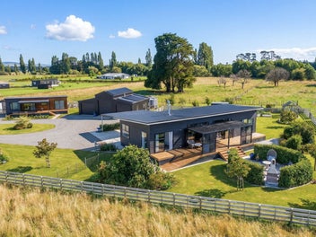 Exceptional multi-dwelling lifestyle