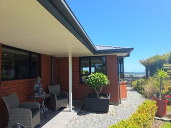 Luxury Lifestyle hosts Panoramic Views