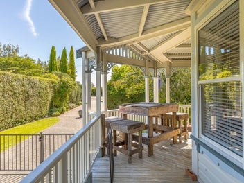 Contemporary luxury living