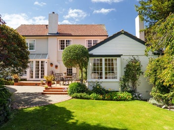 A hidden Maori Hill sanctuary