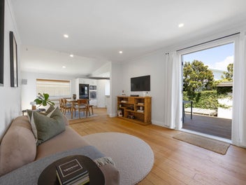 Family Vibes on Vincent