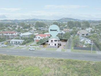 Across the Road from the Beach, With Room to Live