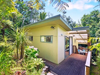 Move-in-ready for relaxed island living