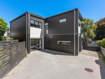 2018 Modern Home: Studio, Spa & Stream-side