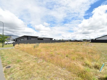 Create Your Dream Home in Mackenzie Park