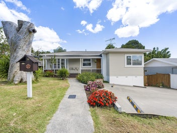 Time to Move on! Owners lived here for 17 Years!