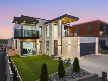 Valley Views & Architectural Huish