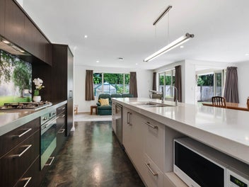 YOUR OWN OASIS IN KARAKA HARBOURSIDE