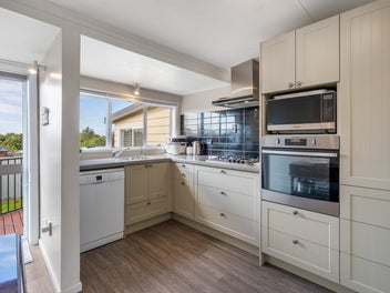 A Light-Filled Home with Room to Breathe