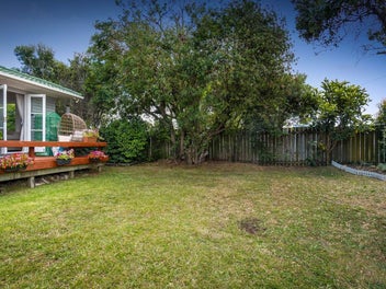 Price Reduced To Sell Under $1m!!