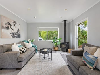 Parkside Home and Income on 604sqm