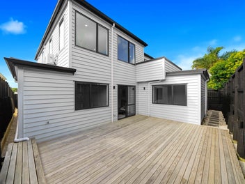 Spacious New Freestanding | Westlake Zone