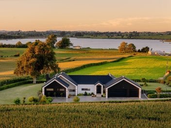 Uninterrupted Lake Ngaroto Views, Quiet Luxury