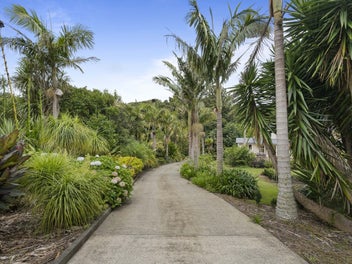 Extended family living in Maunu!