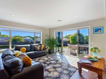 Easy Living Gem | Raumati Family Favourite