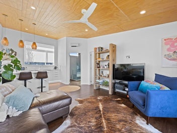 SOLD BY TEAM DAVIES!