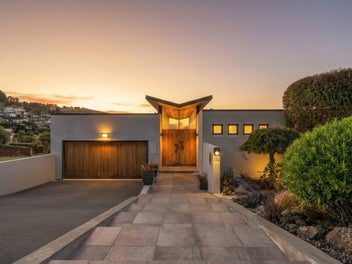 Timeless Architecture with Broad Panoramic Views