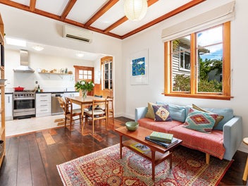 Character Charm, Sun & Garden Living