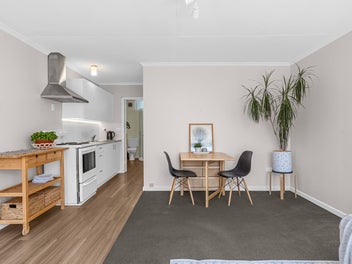 Affordable Living on the City Fringe!