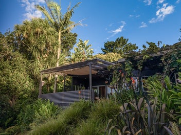 After 3 Decades - Vendors Are Ready To Move On