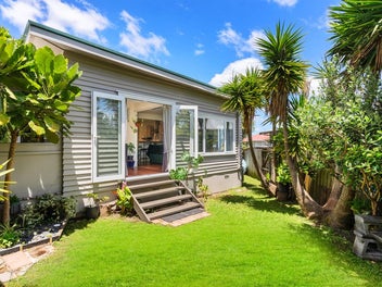 Entry Level Gold - Nest or Invest