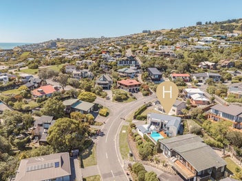 Versatile Family HOME & Spectacular Views