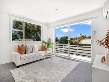 Private, Sun-soaked, Versatile Sanctuary