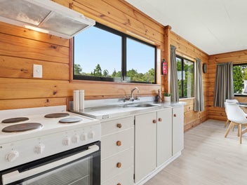 The Birkdale Benchmark | 635 sqm Freehold Scale