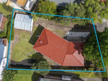 Renovated Brick & Tile | Double Westlake Zone