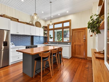 An entertainer’s dream in a grand family setting