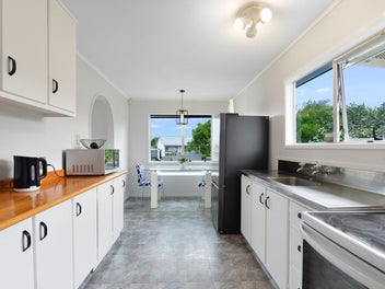 Fully Fenced in the Zone