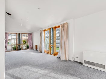 VALUE-PACKED OPPORTUNITY IN WATERLOO