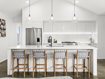 Effortless Modern Living with Indoor/Outdoor Flow