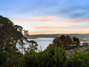 LAST WEEKEND TO VIEW | Be Quick