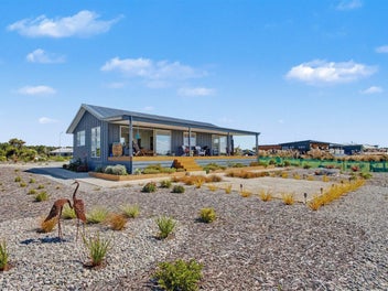 Effortless Coastal Living