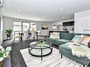 BIG, BOLD AND VERY BEAUTIFUL!