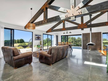 Luxury Oakura lifestyle living