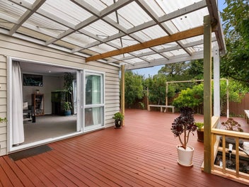 Private modern living