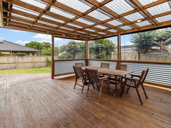 SMART STARTER, DESIRABLE LOCATION