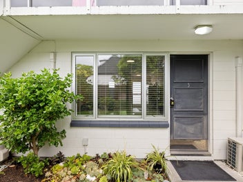 INVEST OR NEST IN PRIME LOCATION